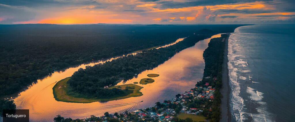 La route Pura Vida, du cœur tropical au Pacifique - Circuit de 7, 9 ou 11 nuits au Costa Rica, entre forêts luxuriantes, canaux tropicaux, volcans majestueux et plages du Pacifique. - Costa Rica : Tortuguero, Arenal & Manuel Antonio
