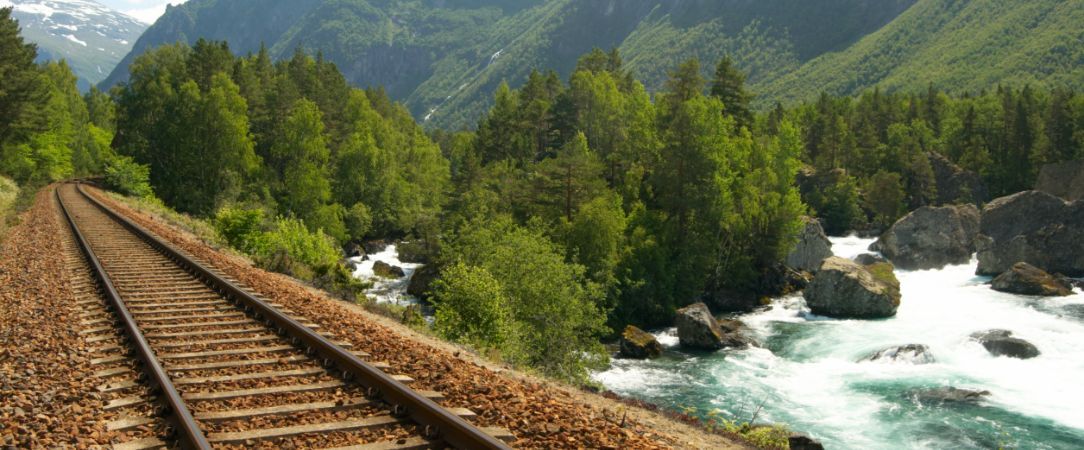 Au fil des fjords norvégiens en train et croisière - Circuit individuel de 6 nuits en Norvège, entre capitale scandinave, traversée ferroviaire spectaculaire et croisières au cœur des fjords. - Norvège : Oslo, Sognefjord & Bergen