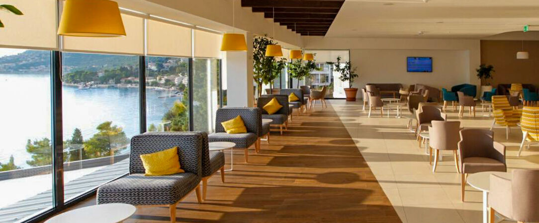 TUI Blue Adriatic Beach ★★★★ - Adults Only - Une parenthèse Adults Only face à l’Adriatique, entre plage de galets, montagnes du Biokovo et lumière dalmate. - Riviera de Makarska, Croatie