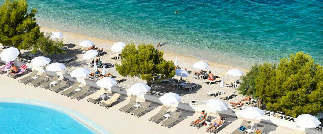 TUI Blue Adriatic Beach ★★★★ - Adults Only - Une parenthèse Adults Only face à l’Adriatique, entre plage de galets, montagnes du Biokovo et lumière dalmate. - Riviera de Makarska, Croatie