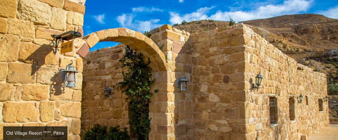 Paysages mythiques de la Jordanie - Circuit groupé de 7 nuits entre cités antiques, désert et rivages. - Jordanie : Amman, Pétra, Wadi Rum, Aqaba & Mer Morte