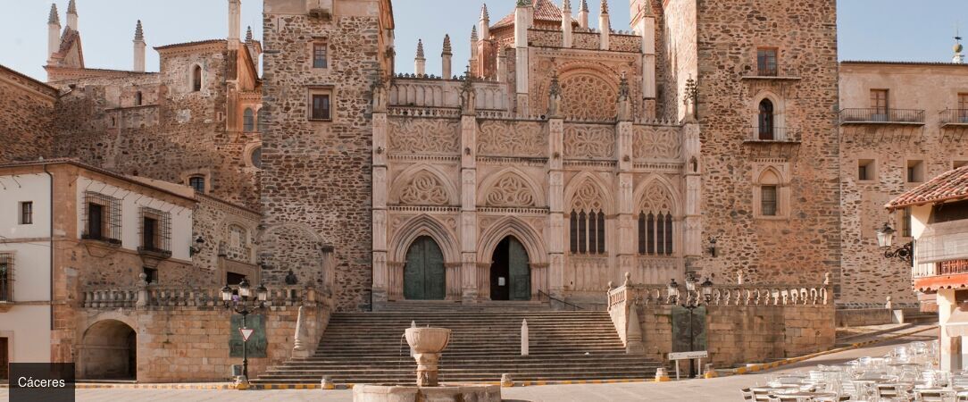 Le Train Al Andalus, joyau ferroviaire d’Espagne - Voyage en train de 6 nuits à bord de l’Al Ándalus, au fil des grandes cités historiques d’Andalousie et de Castille - Espagne : Andalousie & Castille