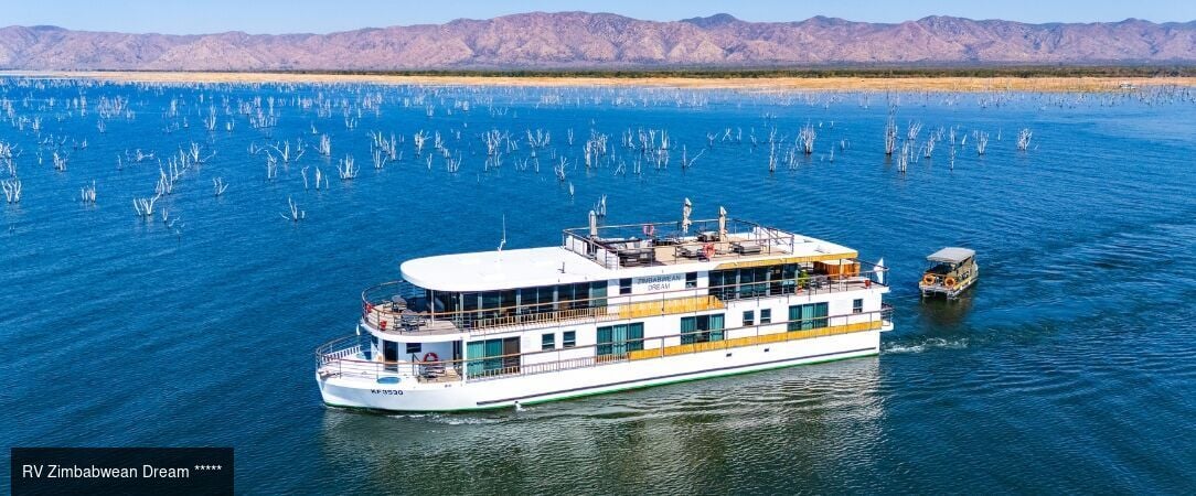 Safari-croisière au fil du Zambèze - Croisière-safari de 8 nuits en Afrique australe ; parcs mythiques de Chobé et de Matusadona, traditions namibiennes et paysages grandioses des chutes Victoria. - Afrique australe