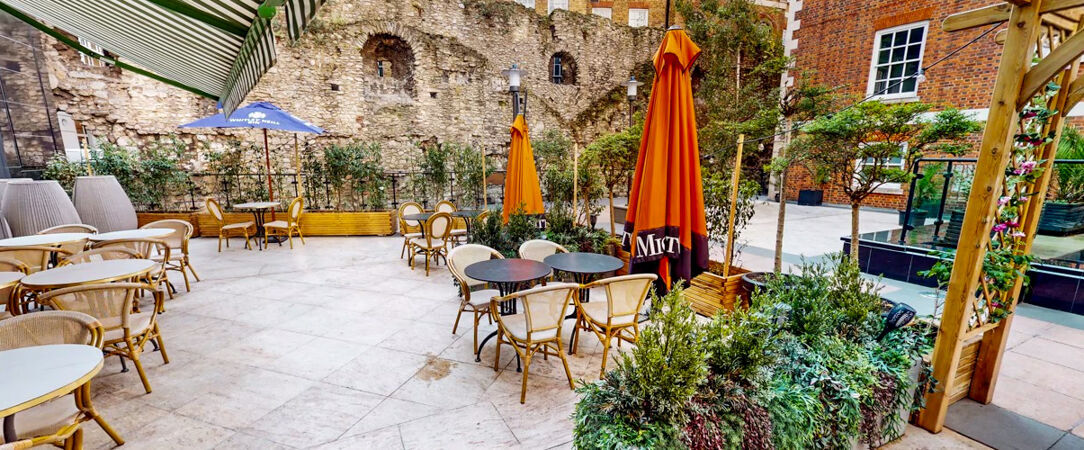 Leonardo Royal Hotel London City ★★★★ - Une adresse élégante au cœur de Londres, entre héritage historique, confort contemporain et art de vivre urbain - Londres, Royaume-Uni