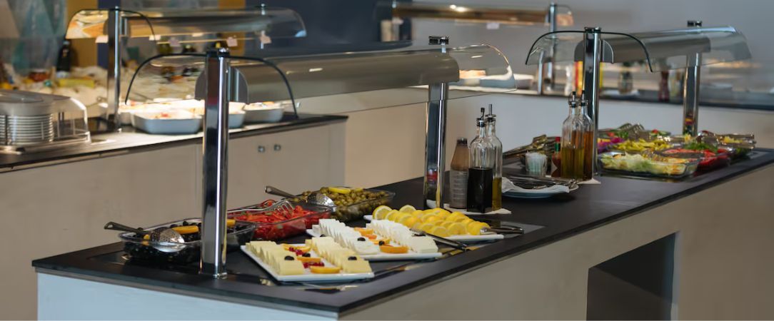 Gloria Palace Hotel & Spa ★★★★★ - Cinq étoiles sur la côte adriatique albanaise, entre raffinement contemporain et douceur balnéaire. - Côte adriatique, Albanie