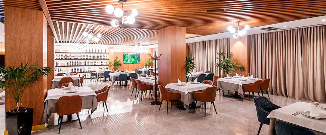 Gloria Palace Hotel & Spa ★★★★★ - Cinq étoiles sur la côte adriatique albanaise, entre raffinement contemporain et douceur balnéaire. - Côte adriatique, Albanie