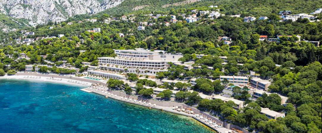 Kappa Club Iberostar Selection Montenegro ★★★★★ - Entre mer et montagne, une adresse contemporaine et design au Monténégro. - Bar, Monténégro