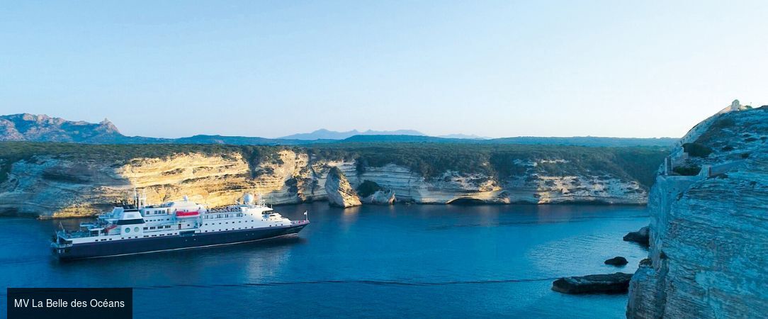 Grand tour de Corse : une croisière au fil des trésors de l'île de beauté - Croisière de 7 nuits autour de la Corse, entre citadelles perchées, calanques spectaculaires et traditions insulaires. - Corse, France