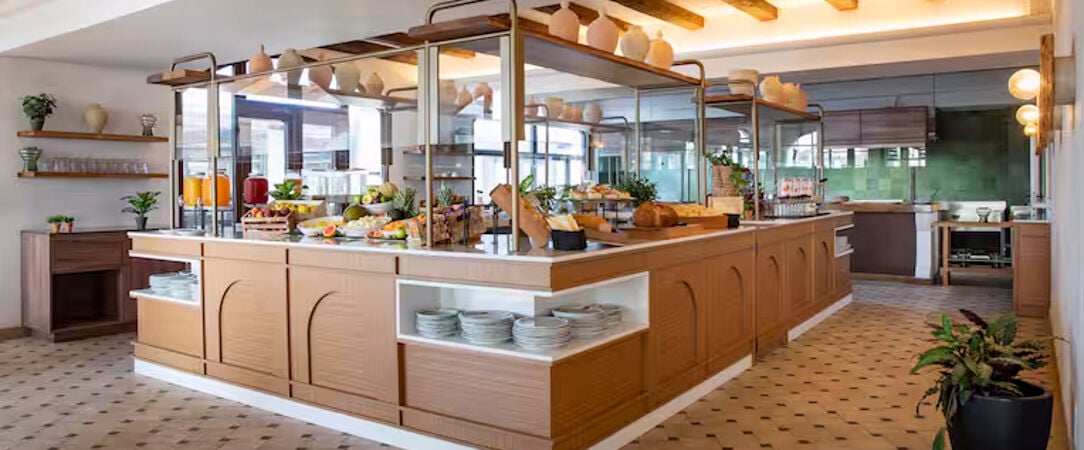 Mangia's Santa Teresa Resort ★★★★★ Jet Tours Signature - Adresse 5 étoiles entièrement rénovée au bord de la mer en Sardaigne. - Sardaigne, Italie