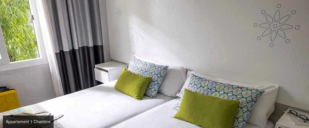 TUI Magic Life Cala Pada ★★★★ - Une parenthèse active et conviviale à Ibiza, au cœur d’une pinède face à la mer. - Ibiza, Espagne