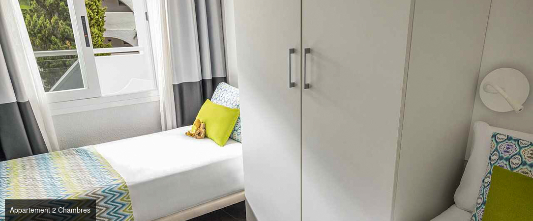 TUI Magic Life Cala Pada ★★★★ - Une parenthèse active et conviviale à Ibiza, au cœur d’une pinède face à la mer. - Ibiza, Espagne