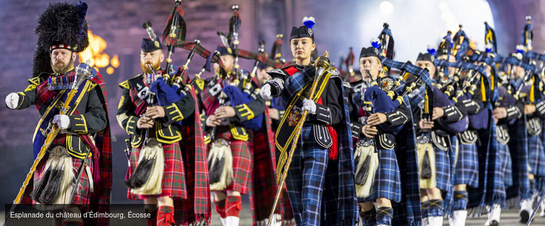 Édimbourg en fanfare – Royal Military Tattoo - Vivez l’émotion du Royal Edinburgh Military Tattoo au cœur de l’été écossais, face au château illuminé. - Édimbourg, Royaume-Uni