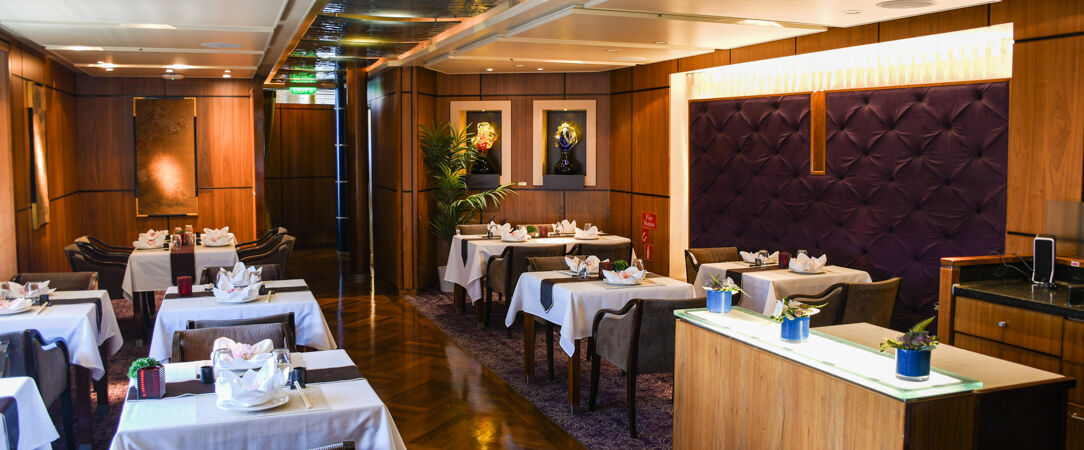 Croisière Odyssée tropicale : traversée transatlantique de Dunkerque à Pointe-à-Pitre - Croisière de 16 nuits : une traversée de l’Atlantique entre Europe, Açores et Caraïbes, à bord du Renaissance. - Atlantique & Caraïbes