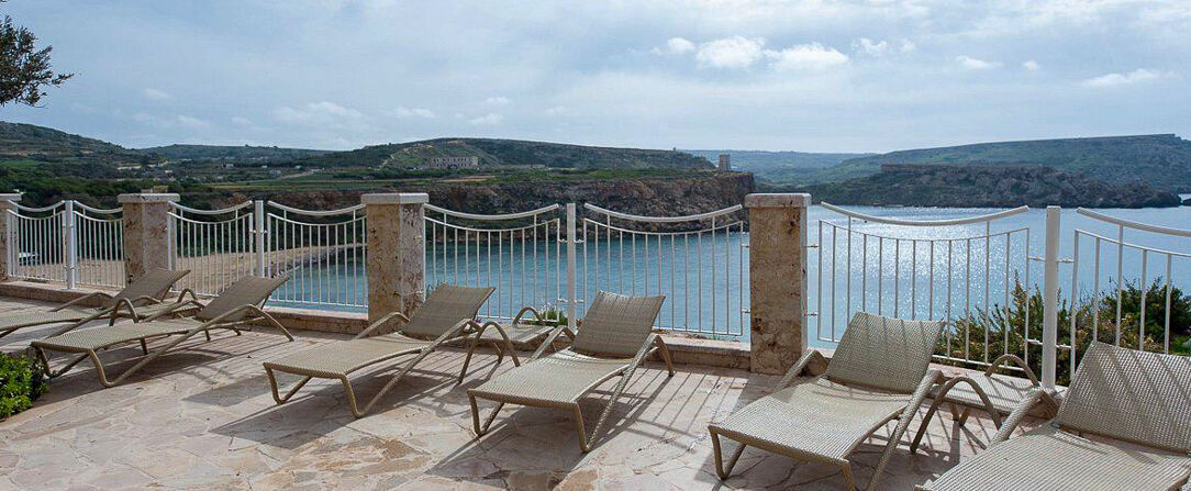 Radisson Blu Resort & Spa, Malta Golden Sands ★★★★★ - Douceur d’une baie maltaise & repos d’un hôtel cinq étoiles. - Malte
