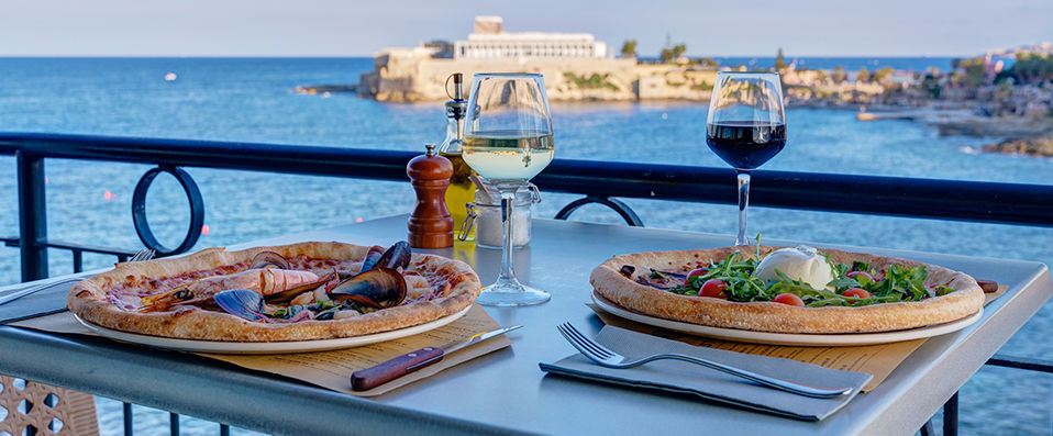 Marina Hotel Corinthia Beach Resort ★★★★ - Farniente & expérience luxueuse dans la perle méditerranéenne. - St Julian's, Malte