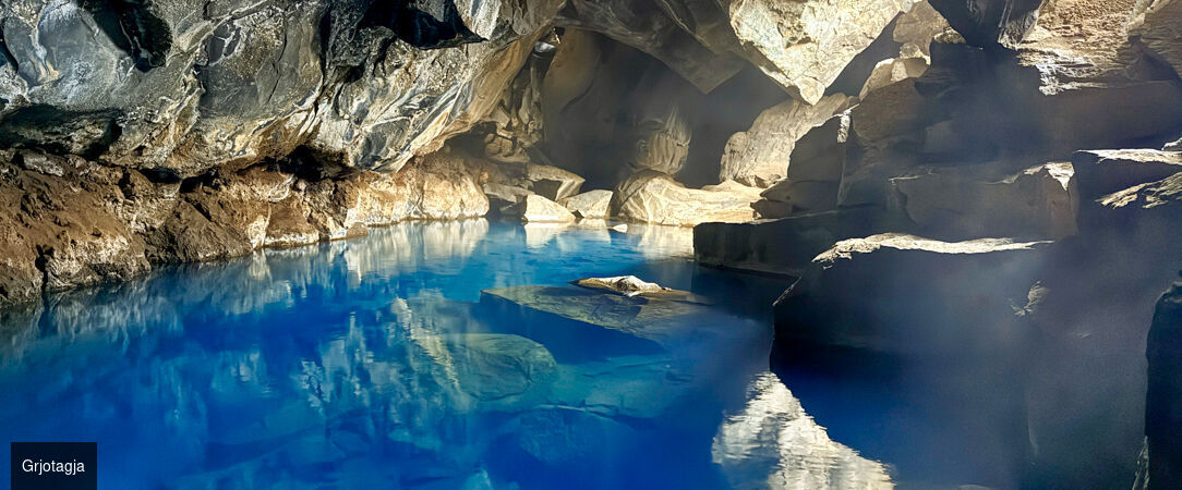 Sur la Route des Merveilles Islandaises - Autotour de 9 nuits à travers l’Islande, entre volcans, glaciers, cascades et paysages spectaculaires. - Islande