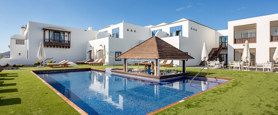 H&#xf4;tel Volcan Lanzarote 5* - Éruption de luxe et de détente à Lanzarote. <b>Demi-pension incluse !</b> - Lanzarote, Espagne