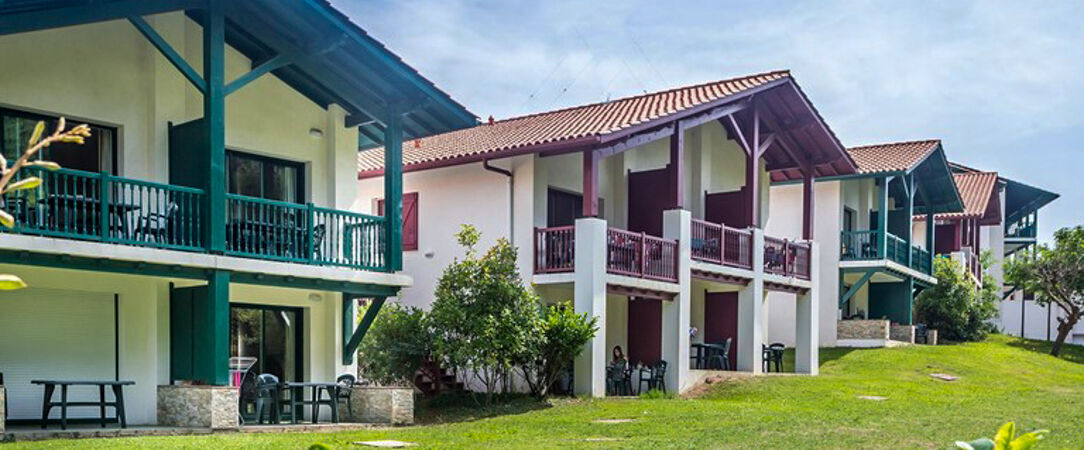 Résidence Odalys Erromardie Plage ★★★★ - Appartements avec terrasse dans un domaine boisé proche de la plage à Saint-Jean-de-Luz. - Saint-Jean-de-Luz, France