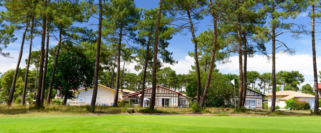 Résidence Odalys Domaine Les Greens du Bassin d'Arcachon - Maisons et villas à l'architecture landaise au cœur du golf de Gujan-Mestras, dans le Bassin d'Arcachon. - Arcachon, France