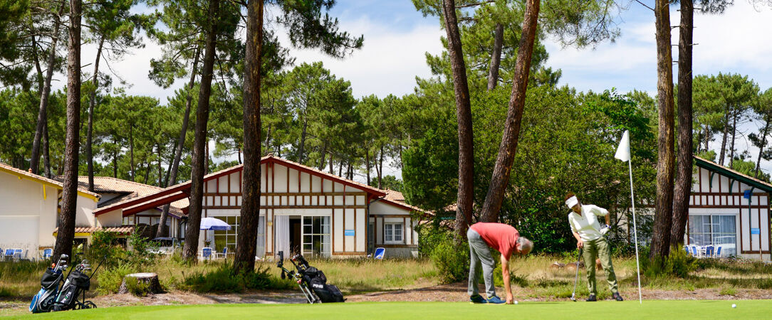 Résidence Odalys Domaine Les Greens du Bassin d'Arcachon - Maisons et villas à l'architecture landaise au cœur du golf de Gujan-Mestras, dans le Bassin d'Arcachon. - Arcachon, France
