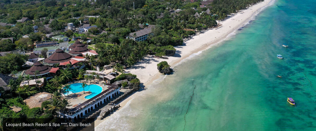 Kenya : Évasion sauvage & Farniente - Safari de 8 nuits entre les terres rouges de Tsavo et les eaux turquoise de Diani Beach, mêlant aventure sauvage et farniente tropical. - Kenya : Dani Beach & Tsavo