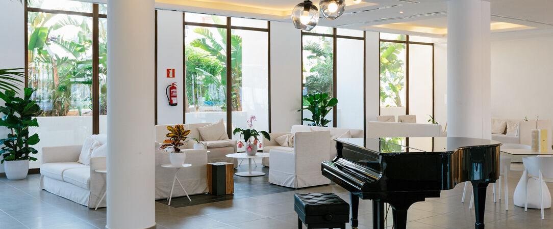 AluaSoul Ibiza ★★★★ - Adults Only +16 - Escapade adults only en demi-pension au cœur d'Ibiza, les pieds dans l'eau à Es Canar. - Ibiza, Espagne