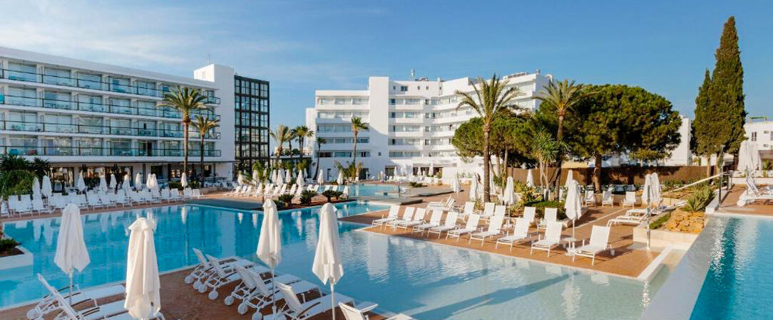 AluaSoul Ibiza ★★★★ - Adults Only +16 - Escapade adults only en demi-pension au cœur d'Ibiza, les pieds dans l'eau à Es Canar. - Ibiza, Espagne