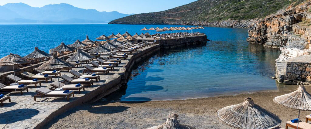 Aquila Elounda Village ★★★★★ Jet Tours Signature - Adults Only 16+ - Évasion dans la baie de Mirabello, dans la douceur crétoise et toute la sérénité d’un Adults Only. - Crète, Grèce