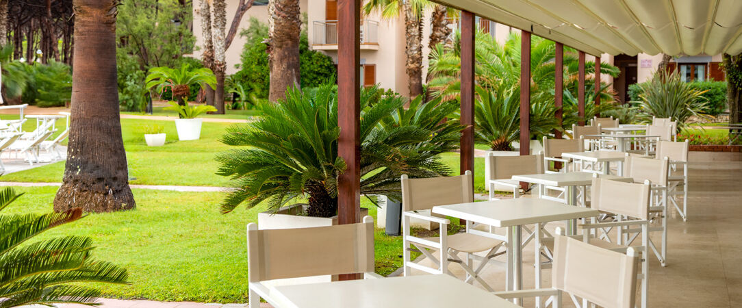 Hotel Corte Rosada Affiliated by Meliá ★★★★ Jet tours Signature - Adults Only 16+ - Une escapade entre adultes dans la pinède sarde de Porto Conte, entre eaux marines protégées et Spa aux fragrances de Sardaigne. - Sardaigne, Italie