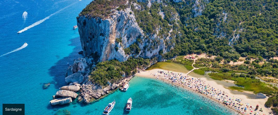 Hotel Corte Rosada Affiliated by Meliá ★★★★ Jet tours Signature - Adults Only 16+ - Une escapade entre adultes dans la pinède sarde de Porto Conte, entre eaux marines protégées et Spa aux fragrances de Sardaigne. - Sardaigne, Italie