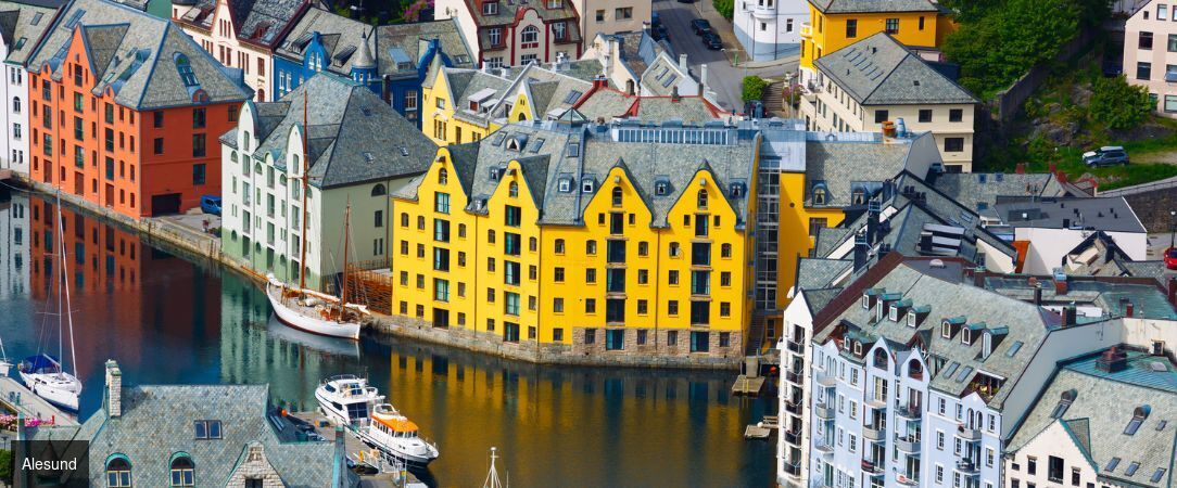 La vie est un long Fjord tranquille - Circuit groupé de 7 nuits à travers les plus beaux fjords de Norvège, de la Route des Trolls au Geirangerfjord classé à l'UNESCO, avec guide francophone tout au long du voyage. - Norvège : de Oslo à Lillehammer, Ålesund, Bergen