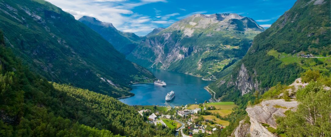 La vie est un long Fjord tranquille - Circuit groupé de 7 nuits à travers les plus beaux fjords de Norvège, de la Route des Trolls au Geirangerfjord classé à l'UNESCO, avec guide francophone tout au long du voyage. - Norvège : de Oslo à Lillehammer, Ålesund, Bergen