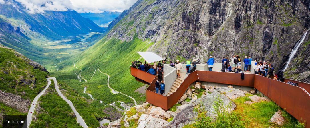 La vie est un long Fjord tranquille - Circuit groupé de 7 nuits à travers les plus beaux fjords de Norvège, de la Route des Trolls au Geirangerfjord classé à l'UNESCO, avec guide francophone tout au long du voyage. - Norvège : de Oslo à Lillehammer, Ålesund, Bergen