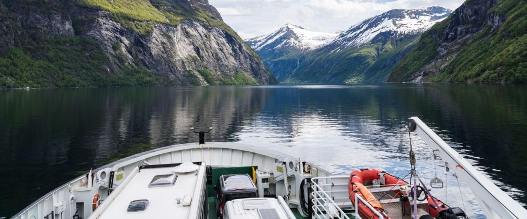 La vie est un long Fjord tranquille - Circuit groupé de 7 nuits à travers les plus beaux fjords de Norvège, de la Route des Trolls au Geirangerfjord classé à l'UNESCO, avec guide francophone tout au long du voyage. - Norvège : de Oslo à Lillehammer, Ålesund, Bergen