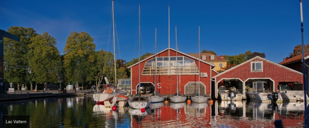 Suède, de Stockholm aux Rivages - Découvrez la Suède authentique au volant, de Stockholm la Venise du Nord aux falaises de Bohuslan, en passant par les forêts de Dalécarlie et les rives du lac Vänern. Un voyage entre nature, culture et grands espaces nordiques. - Suède