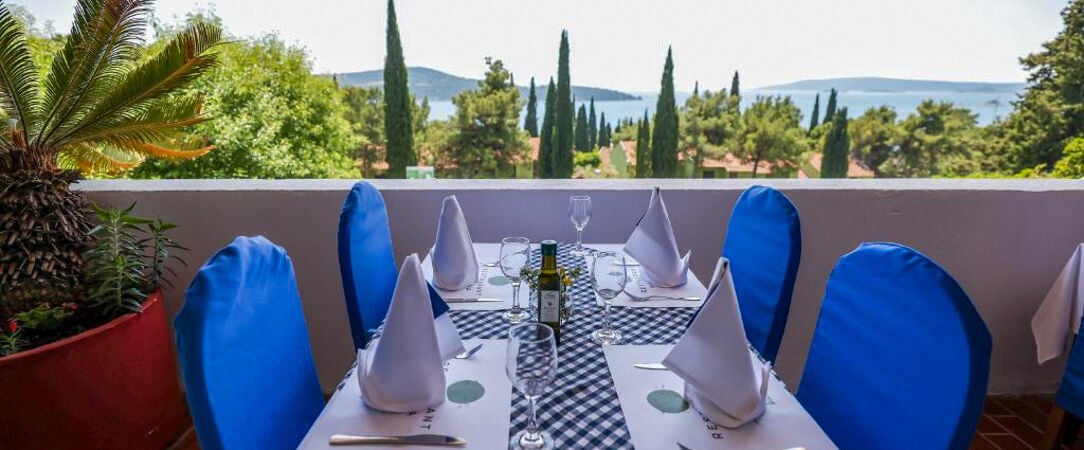 Club Coralia Appartements Medena ★★★★ - Une escapade conviviale parfaite pour découvrir les trésors de la côte dalmate. - Split, Croatie