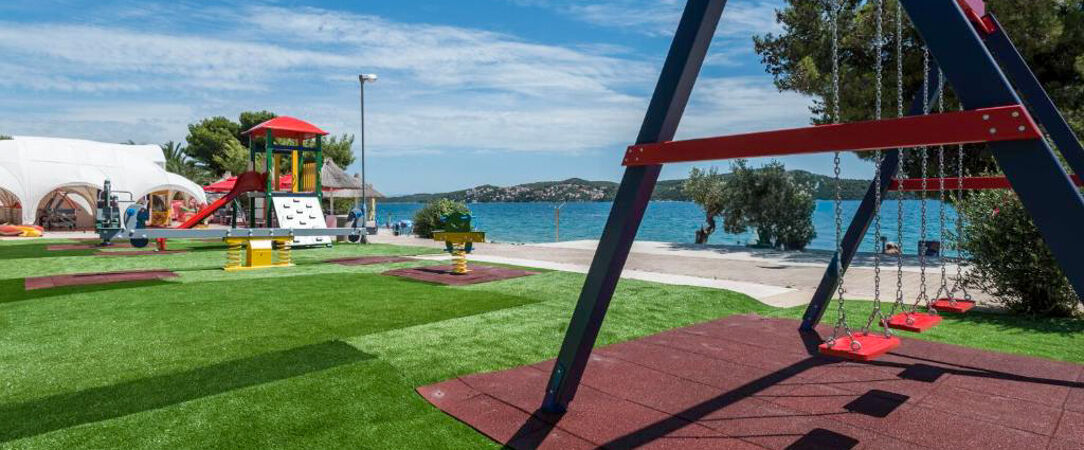 Club Coralia Appartements Medena ★★★★ - Une escapade conviviale parfaite pour découvrir les trésors de la côte dalmate. - Split, Croatie