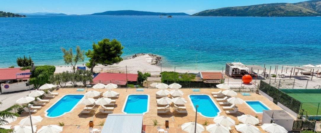 Club Coralia Appartements Medena ★★★★ - Une escapade conviviale parfaite pour découvrir les trésors de la côte dalmate. - Split, Croatie