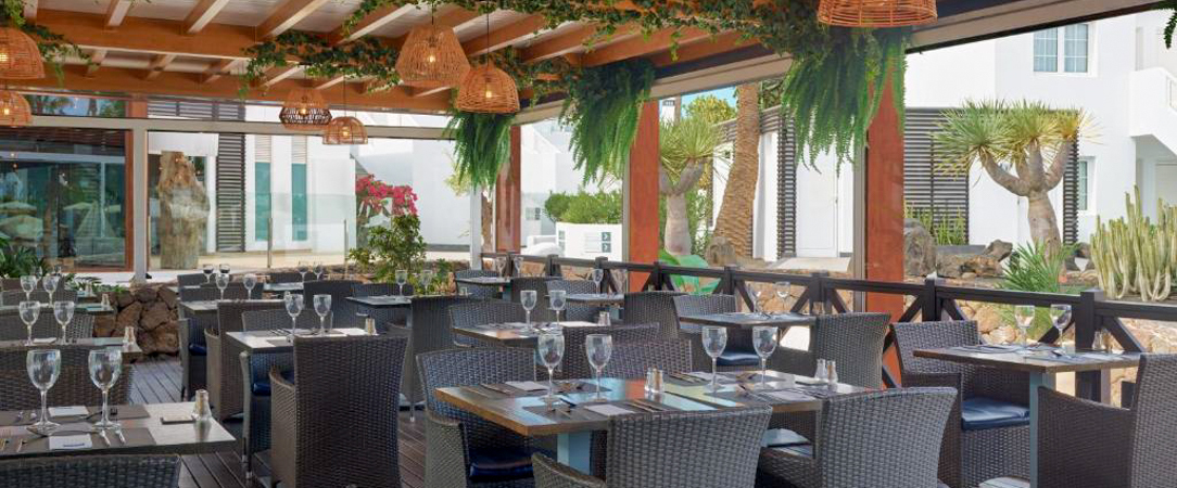 H10 White Suites ★★★★ - Adult Only 18+ - La nature pour refuge : immersion dans la culture canarienne en demi-pension. - Lanzarote, Îles Canaries