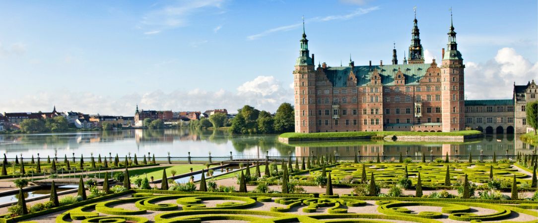Danemark terre de Vikings et Châteaux - Des châteaux royaux de Sjælland aux pierres runiques de Jelling, partez sur les traces des Vikings à bord de votre propre véhicule. - Danemark : de Copenhague à Skagen