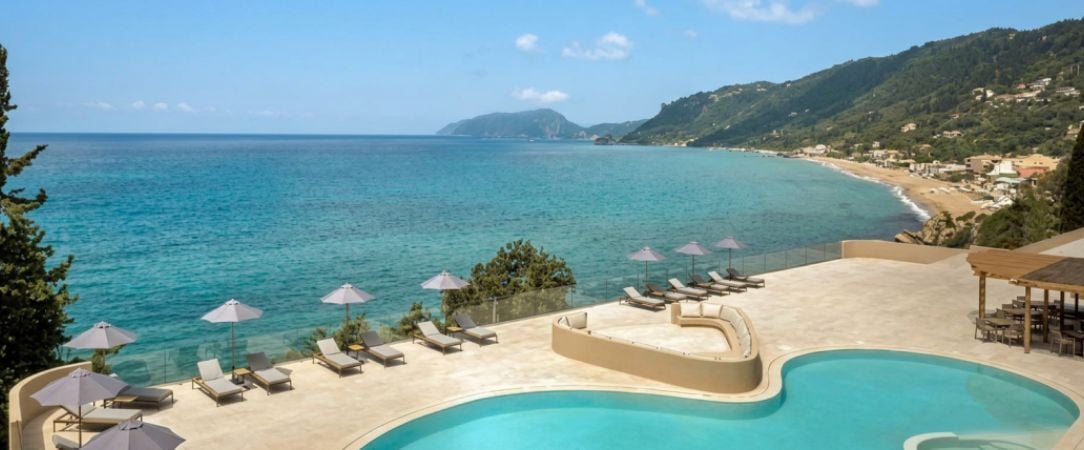 Alkyna Lifestyle Beach Resort ★★★★ Jet tours Signature - Adults Only 16+ - Un refuge adults only face aux eaux turquoise de Corfou, où l’élégance, le bien-être et la gastronomie s’accordent. - Corfou, Grèce