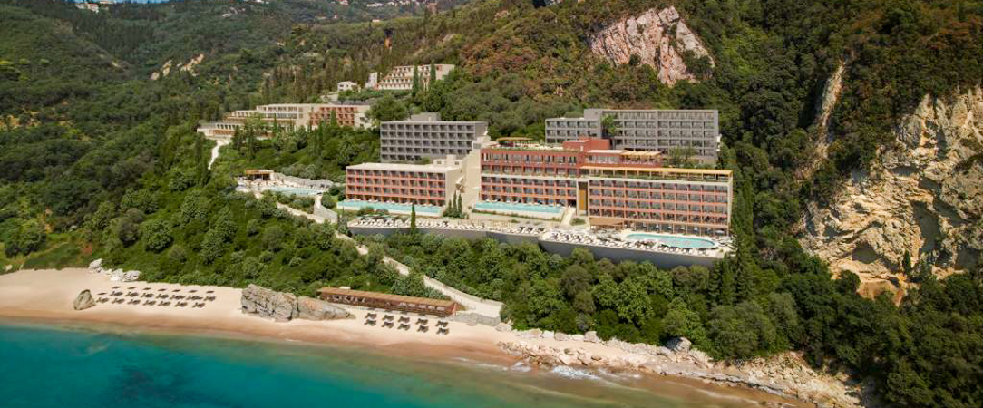 Alkyna Lifestyle Beach Resort ★★★★ Jet tours Signature - Adults Only 16+ - Un refuge adults only face aux eaux turquoise de Corfou, où l’élégance, le bien-être et la gastronomie s’accordent. - Corfou, Grèce