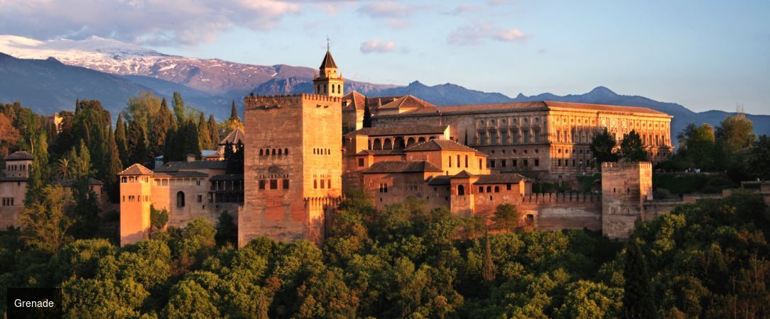 Croisière en Andalousie : au fil des jardins sur le Guadalquivir - Une croisière fluviale thématique sur le Guadalquivir en compagnie d'Alain Baraton et de la rédaction de Rustica, au cœur des plus beaux jardins d'Andalousie. - Espagne : Andalousie de Séville à Cadix