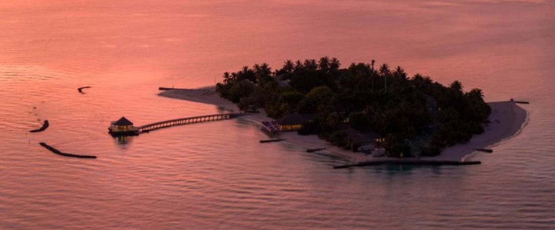 Eri Maldives ★★★★ - Une parenthèse maldivienne entre villas tropicales, récifs préservés et sérénité absolue. - Maldives