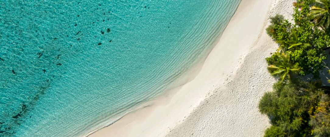 Eri Maldives ★★★★ - Une parenthèse maldivienne entre villas tropicales, récifs préservés et sérénité absolue. - Maldives