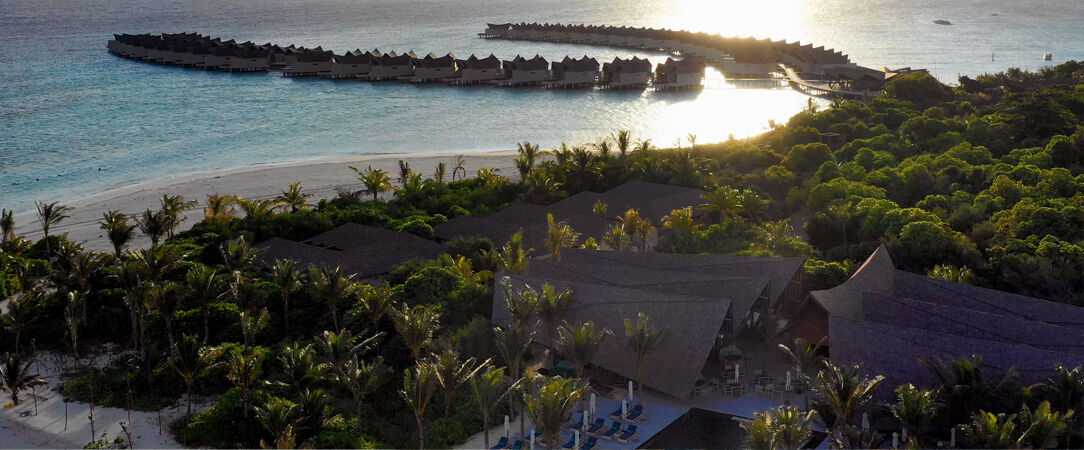 Movenpick Resort Kuredhivaru Maldives ★★★★★ - Votre villa de luxe sur un atoll de rêve. - Maldives