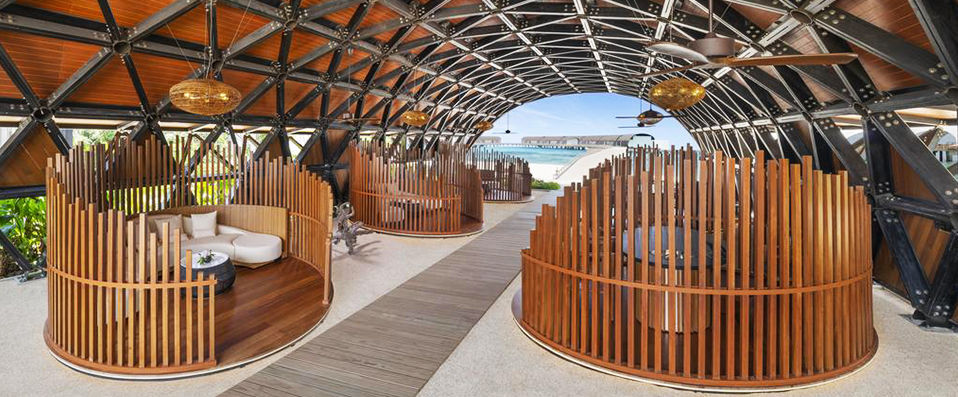 The Westin Maldives Miriandhoo Resort ★★★★★ - Un hôtel d'exception entouré par les récifs coralliens aux Maldives. - Maldives