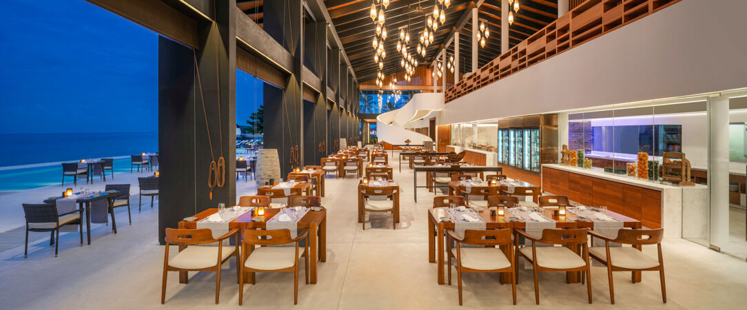 The Westin Maldives Miriandhoo Resort ★★★★★ - Un hôtel d'exception entouré par les récifs coralliens aux Maldives. - Maldives