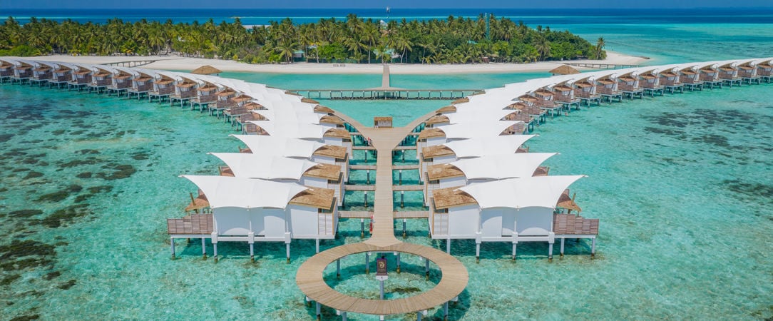 Cinnamon Hakuraa Huraa Maldives ★★★★ - Un écrin insulaire de confort entre lagons turquoise & ciels infinis aux Maldives. - Maldives