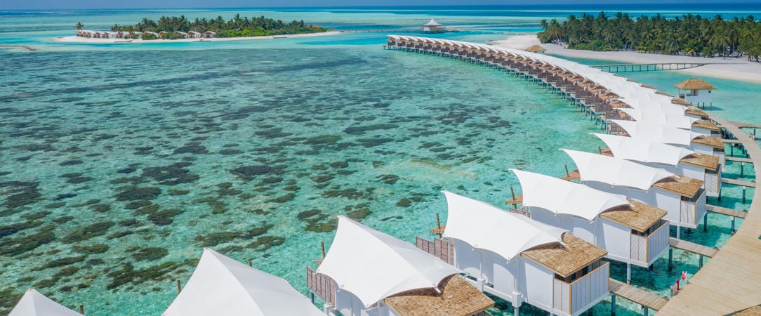 Cinnamon Hakuraa Huraa Maldives ★★★★ - Un écrin insulaire de confort entre lagons turquoise & ciels infinis aux Maldives. - Maldives